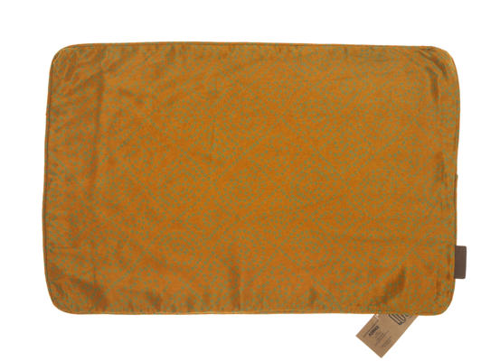 Silke pudebetræk 60x40 cm med farverigt orientalsk mønster i okker og mørkegrønne detaljer som et sari pudebetræk boho vintage.