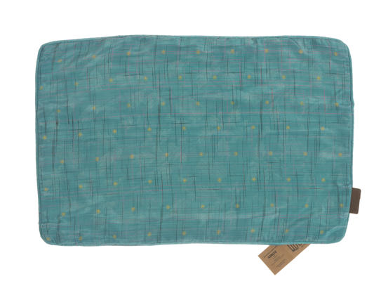 Silke pudebetræk 60x40 cm som sari pude i turkisblå med diskret ternet væv og små gule prikker i orientalsk boho stil