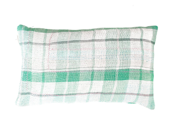 Sari-Kissenbezug 30x50 mit farbenfrohen, bohemischen Streifen in Türkis, Blau und Beige - einzigartiges indisch/persisches Vintage-Sari-Kissen in Upcycling-Textiloptik mit kleinen roten Punkten