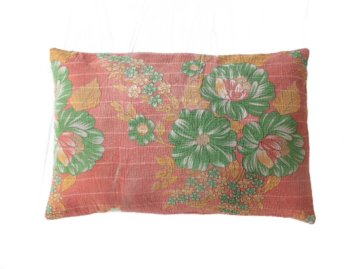 Bunter indischer Sari-Kissenbezug 60x40 mit orientalischen Bohème-Mustern in Creme-, Gelb-, Lila- und Rosatönen (Sari-Kissen/Upcycling)