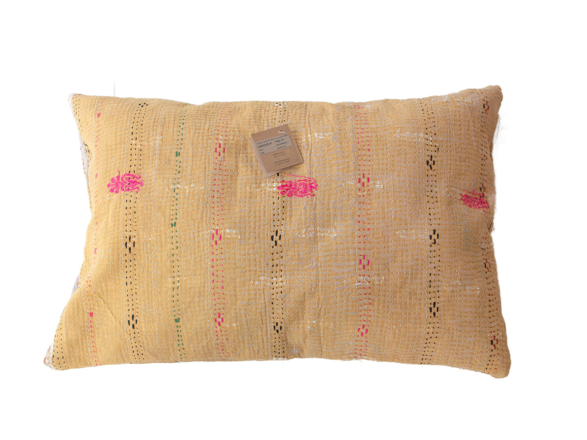 Einzigartiger Sari-Kissenbezug 60x40 im Patchwork-Stil aus Grau, Cremeweiß und Altrosa mit farbenfrohen indischen Mustern im Boho-/Vintage-Stil (Sari-Kissen)