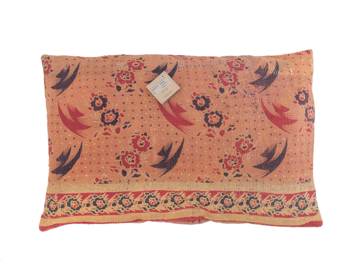 Einzigartiger Sari-Kissenbezug (60 x 40 cm) in Lila/Lavendel mit weißem Wellen-/Punktmuster, zarten rosa und orangen Details und grünem Rand – Indischer Boho-Sari-Kissenbezug im Vintage-Stil