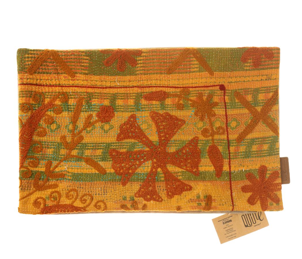 Farbenfroher Suzani-Kissenbezug 30x50 cm mit indischem Vintage-Oriental-Muster in Rostorange, Olivgrün und Senfgelb sowie stilisierten Motiven