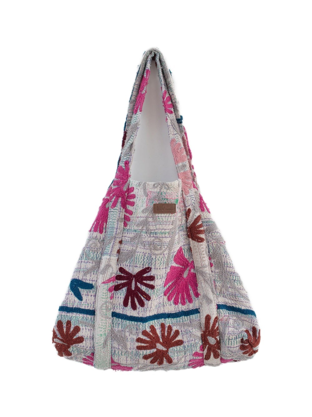 Suzani Vintage Beach dahinter