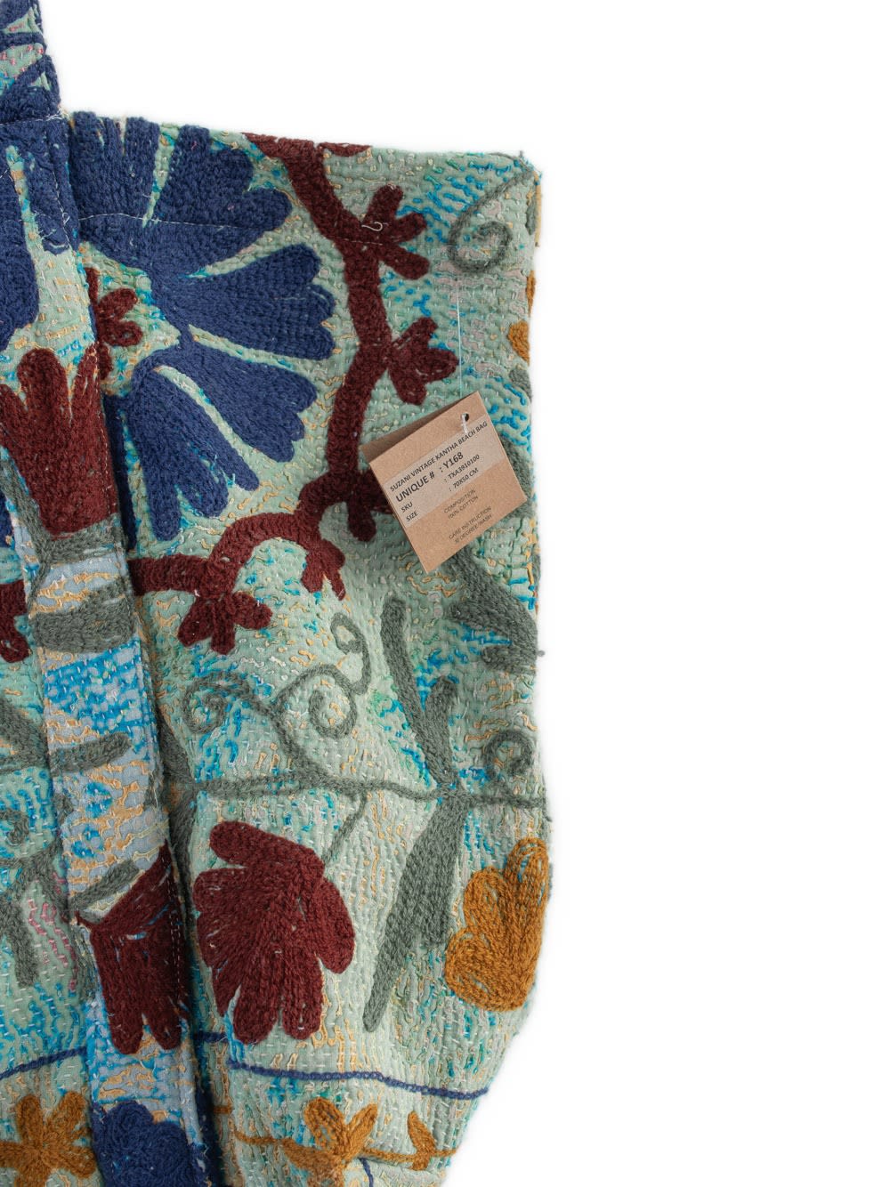 Suzani Vintage Beach dahinter