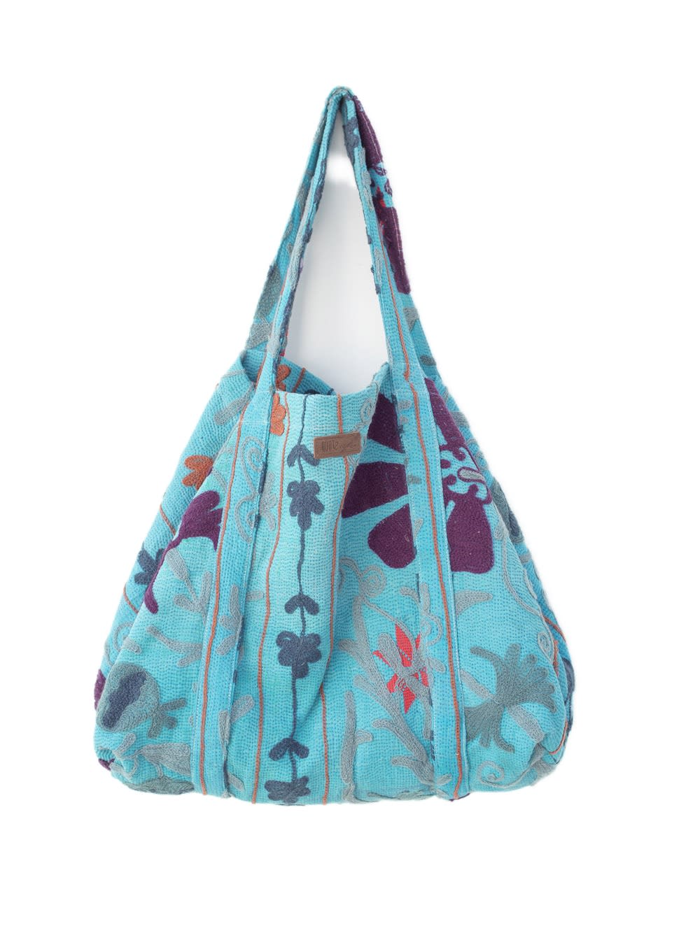 Suzani Vintage Beach dahinter