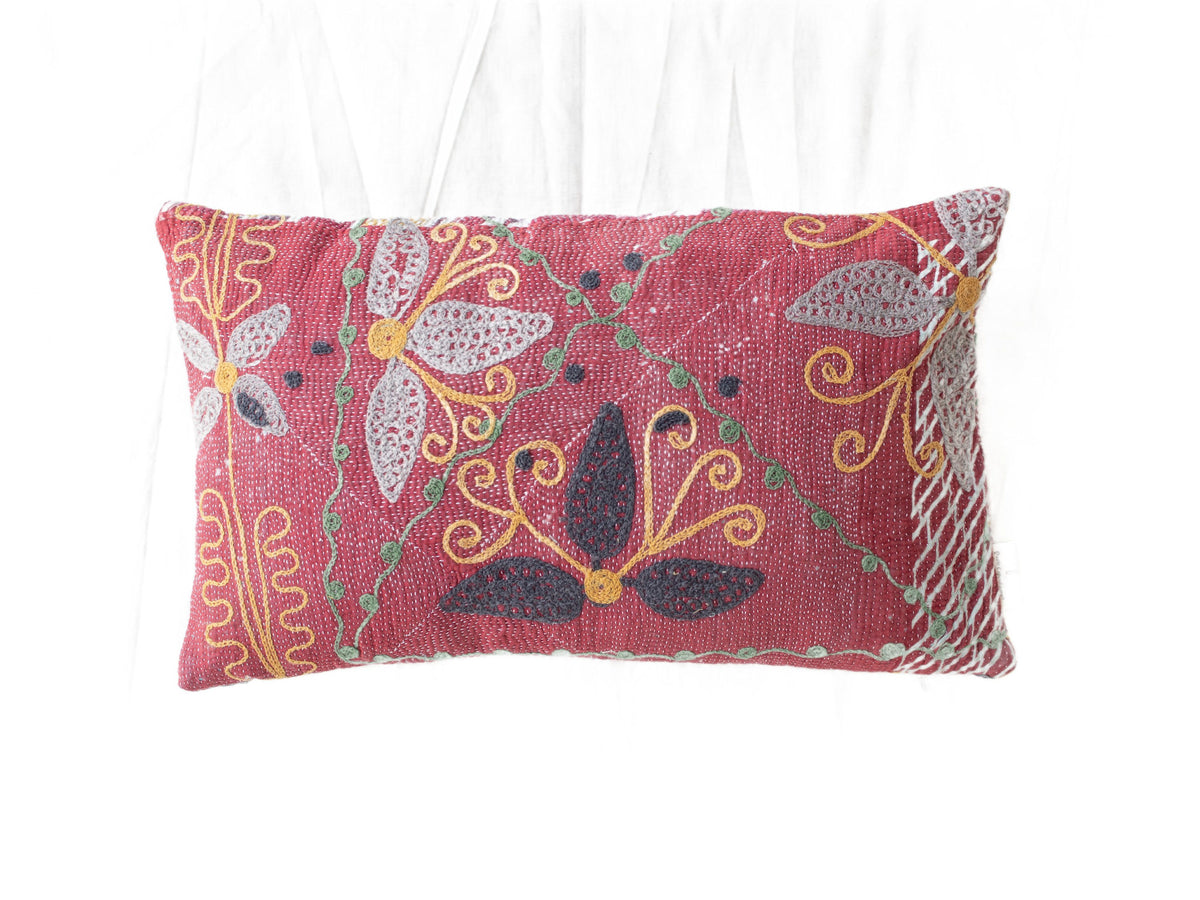 Suzani pillowcase 30x50 cm in burgundy with embroidered paisley and leaves in gray black gold and green dots as a sari pillow in boho style