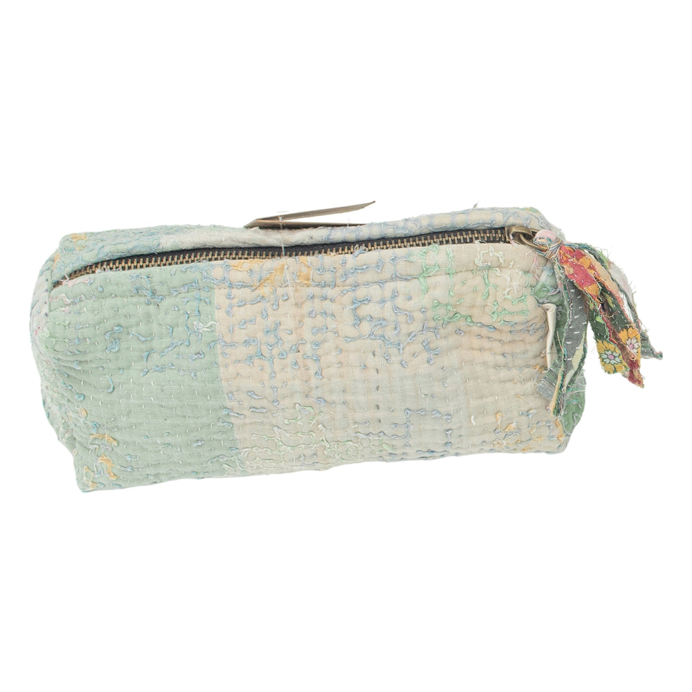 Fine Q Pouch Large, 17 × 12 cm, in mint green, cream and light blue with a zip and coloured fabric panels.