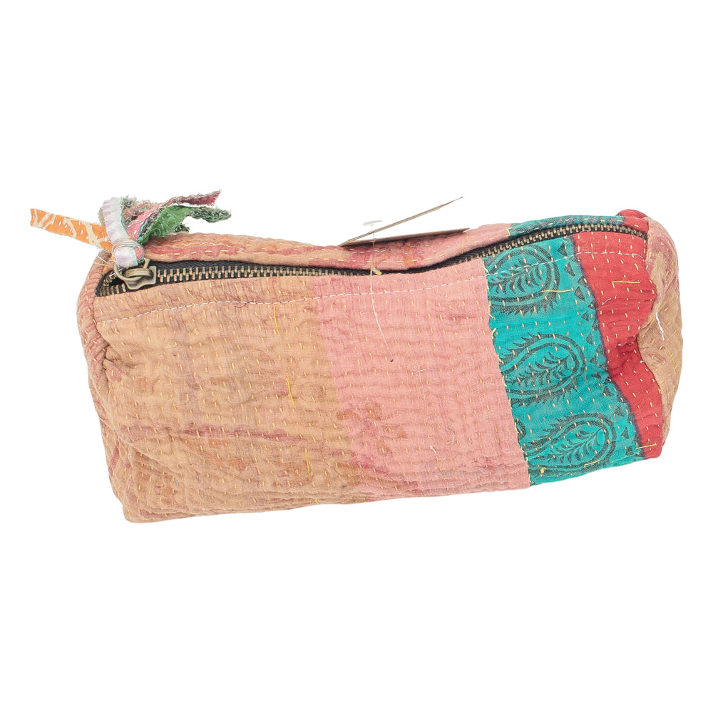 Fine Q Pouch Large, 17 × 12 cm, in peach, turquoise and red with a zip and coloured fabric panels.